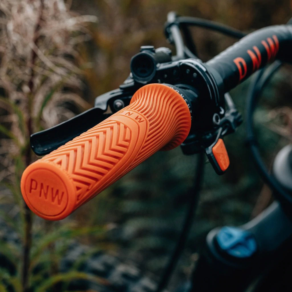 PNW Loam XL Grips (Orange)